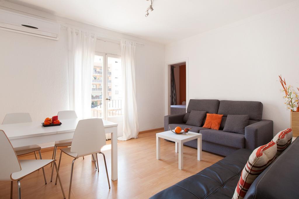 Your Home - Sagrada Familia Apartment Barcelona Room photo